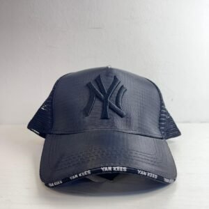 Caps